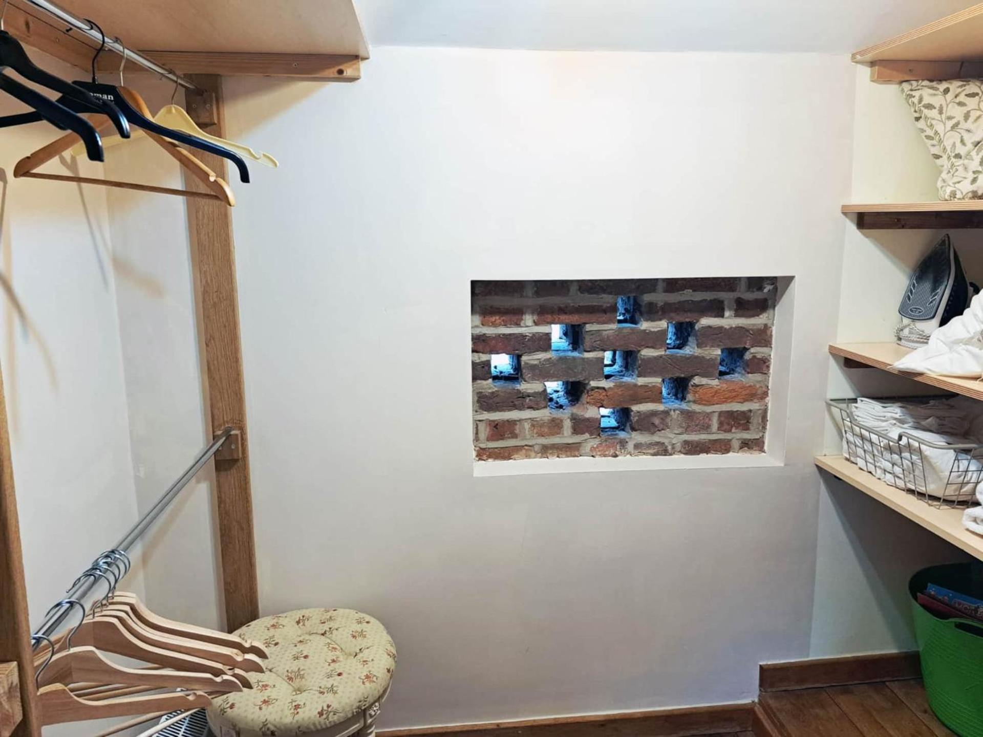 The Old Mill Barn With Hot Tub And Private Use Of Heated Pool Villa Wirral Luaran gambar
