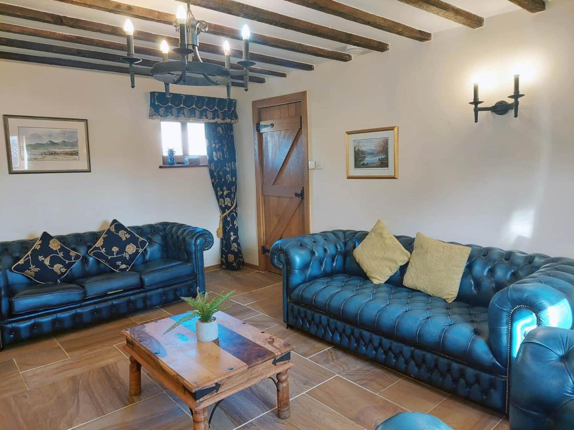 The Old Mill Barn With Hot Tub And Private Use Of Heated Pool Villa Wirral Luaran gambar