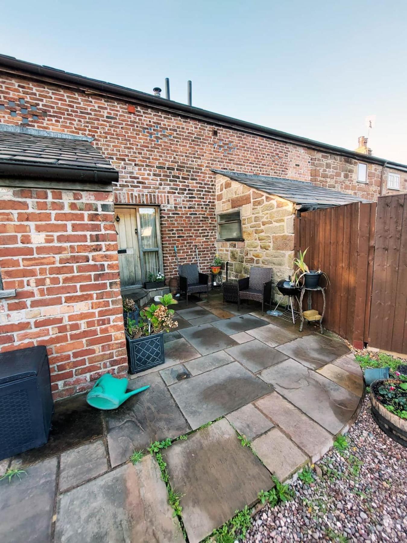 The Old Mill Barn With Hot Tub And Private Use Of Heated Pool Villa Wirral Luaran gambar